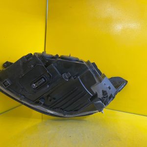 Reflektor Lampa Prawa MERCEDES-BENZ S W221 A2218204061 XENON
