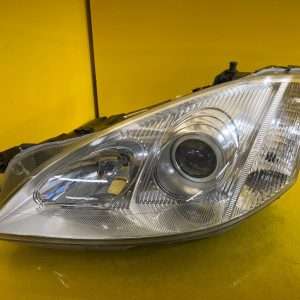 Reflektor Lampa Lewa MERCEDES S-KLASA W221 05- ZWYKŁA A2218201961 Autolamps Reflektor Lampa Lewa MERCEDES S-KLASA W221 05- ZWYKŁA A2218201961