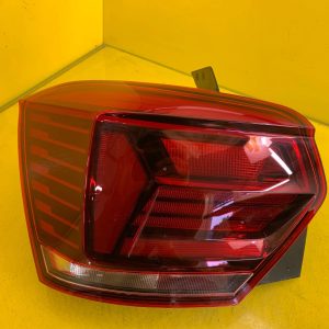 LAMPA TYLNA LEWA VW VOLKSWAGEN POLO 2G0 2G0945095B