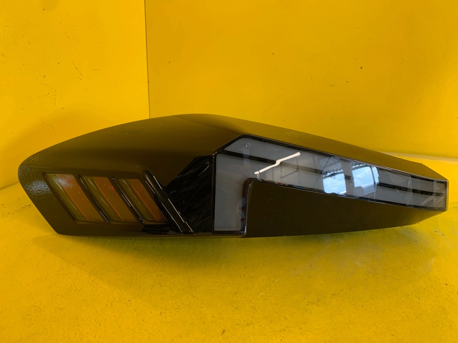 Lampa Lewa Tylna BMW XM G09 23- 9879755-09 Autolamps Lampa Lewa Tylna BMW XM G09 23- 9879755-09