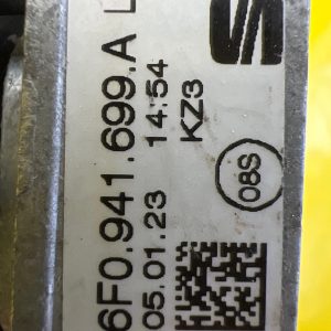 Reflektor Lampa Lewa Seat Arona 6F Halogen Zderzaka Przód Lift 2021-