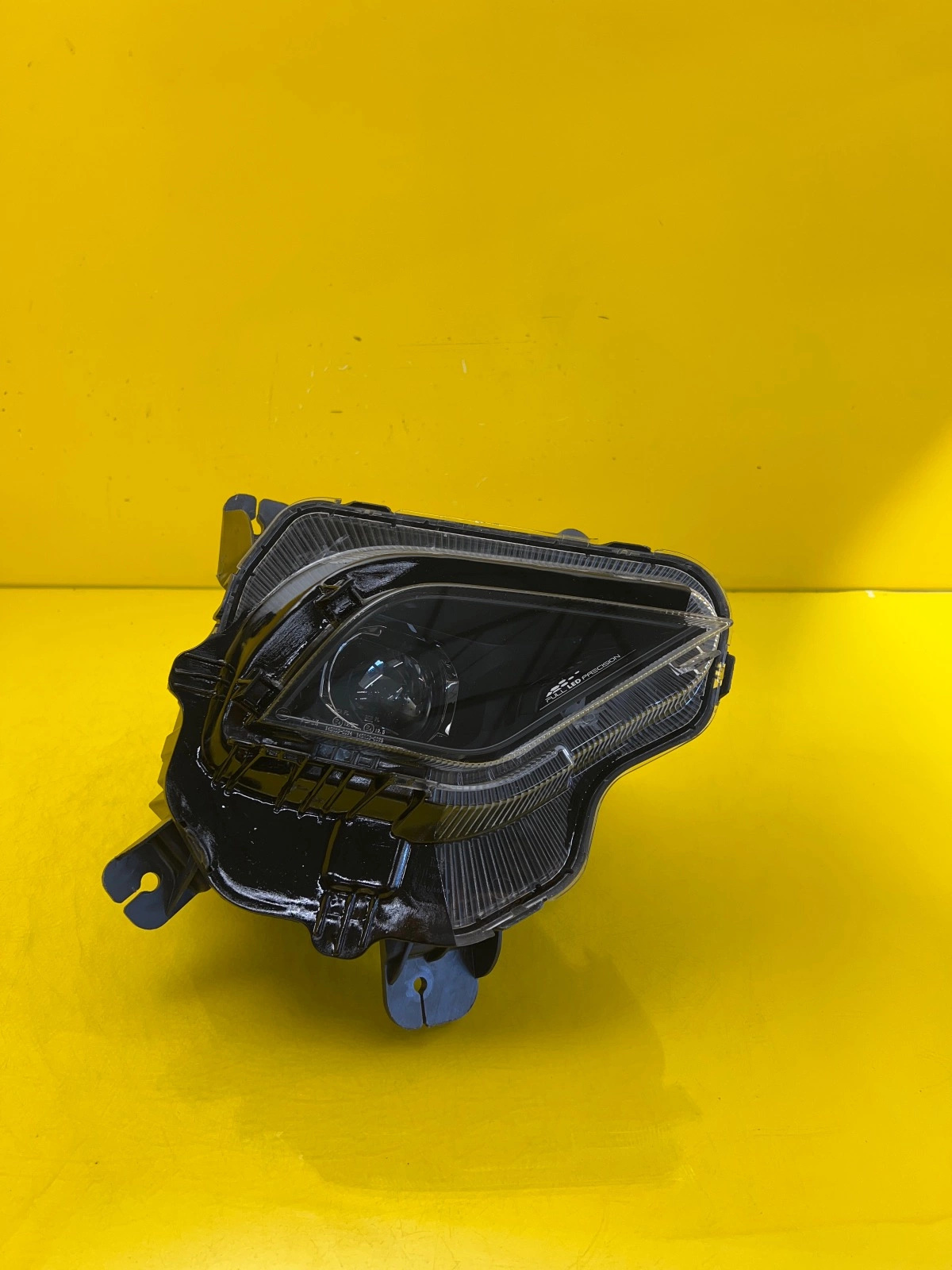 Reflektor Lampa Przednia Halogen Prawa BAIC Beijing 5 Autolamps Reflektor Lampa Przednia Halogen Prawa BAIC Beijing 5