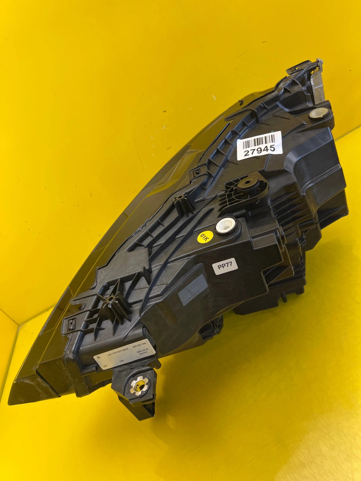 Reflektor Lampa Prawa VW T-ROC 2025- 2GV941060 Autolamps 4 Reflektor Lampa Prawa VW T-ROC 2025- 2GV941060