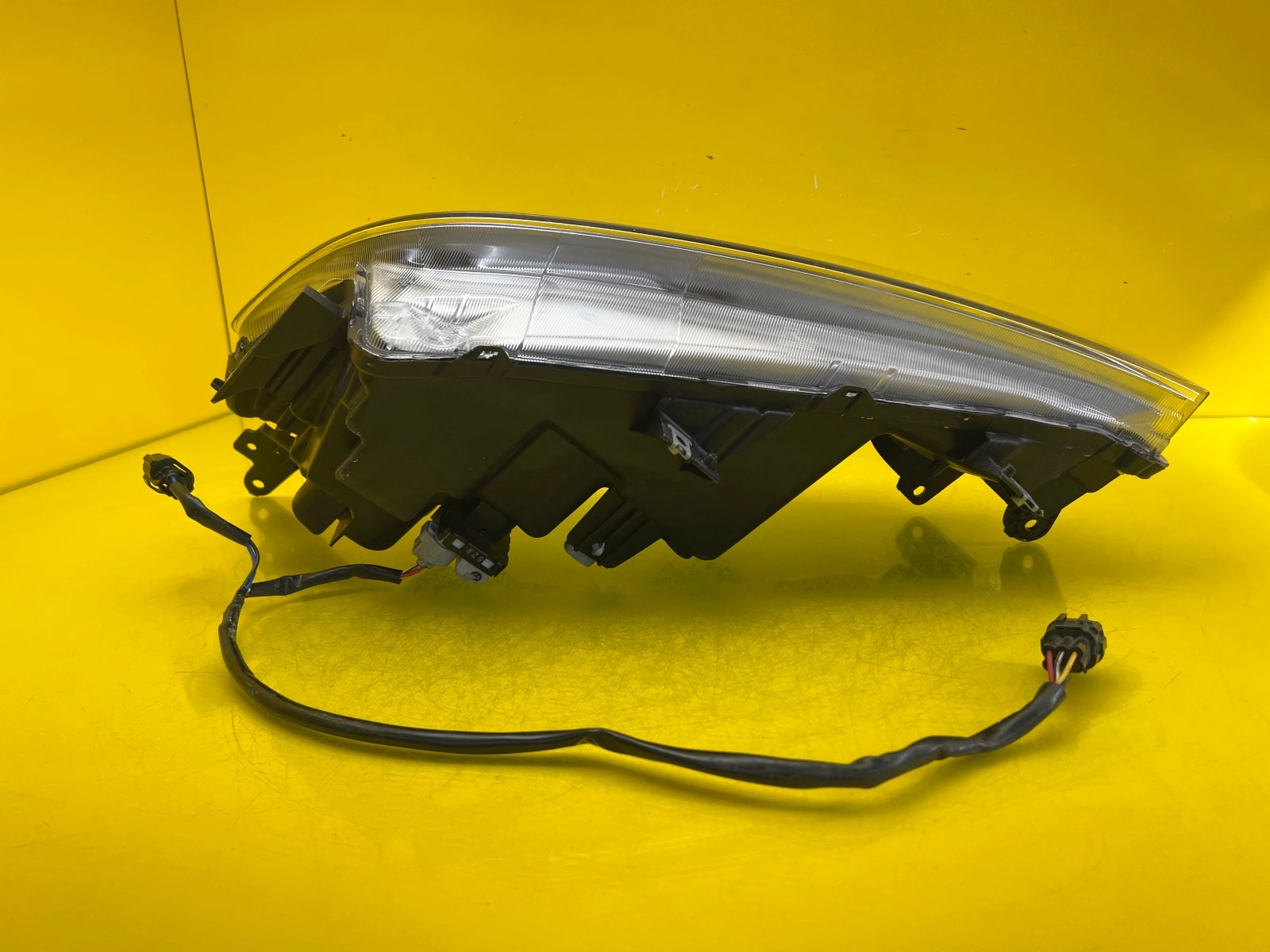 Reflektor Lampa Prawa Suzuki Vitara 3 III Full Led 100180-95 Autolamps 5 Reflektor Lampa Prawa Suzuki Vitara 3 III Full Led 100180-95