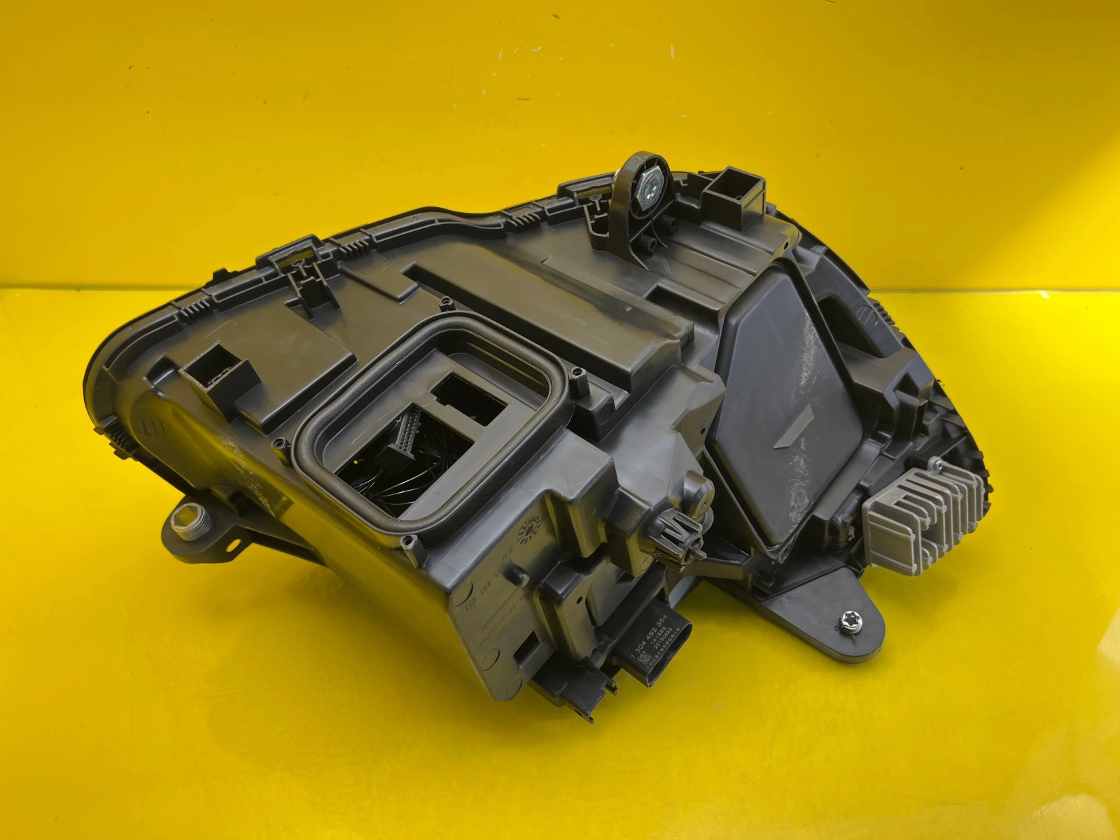 Reflektor Lampa Lewa Prawa Mercedes C-Klasa W205 Led High Performance 13- A2059062604 A2059062504 Autolamps 9 Reflektor Lampa Lewa Prawa Mercedes C-Klasa W205 Led High Performance 13- A2059062604 A2059062504