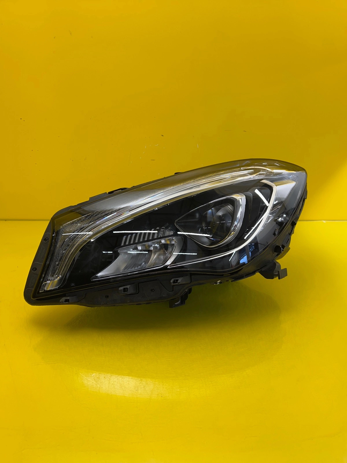 Reflektor Lampa Lewa Mercedes CLA W117 Lift Full Led W117 A1178206761 Autolamps Reflektor Lampa Lewa Mercedes CLA W117 Lift Full Led W117 A1178206761