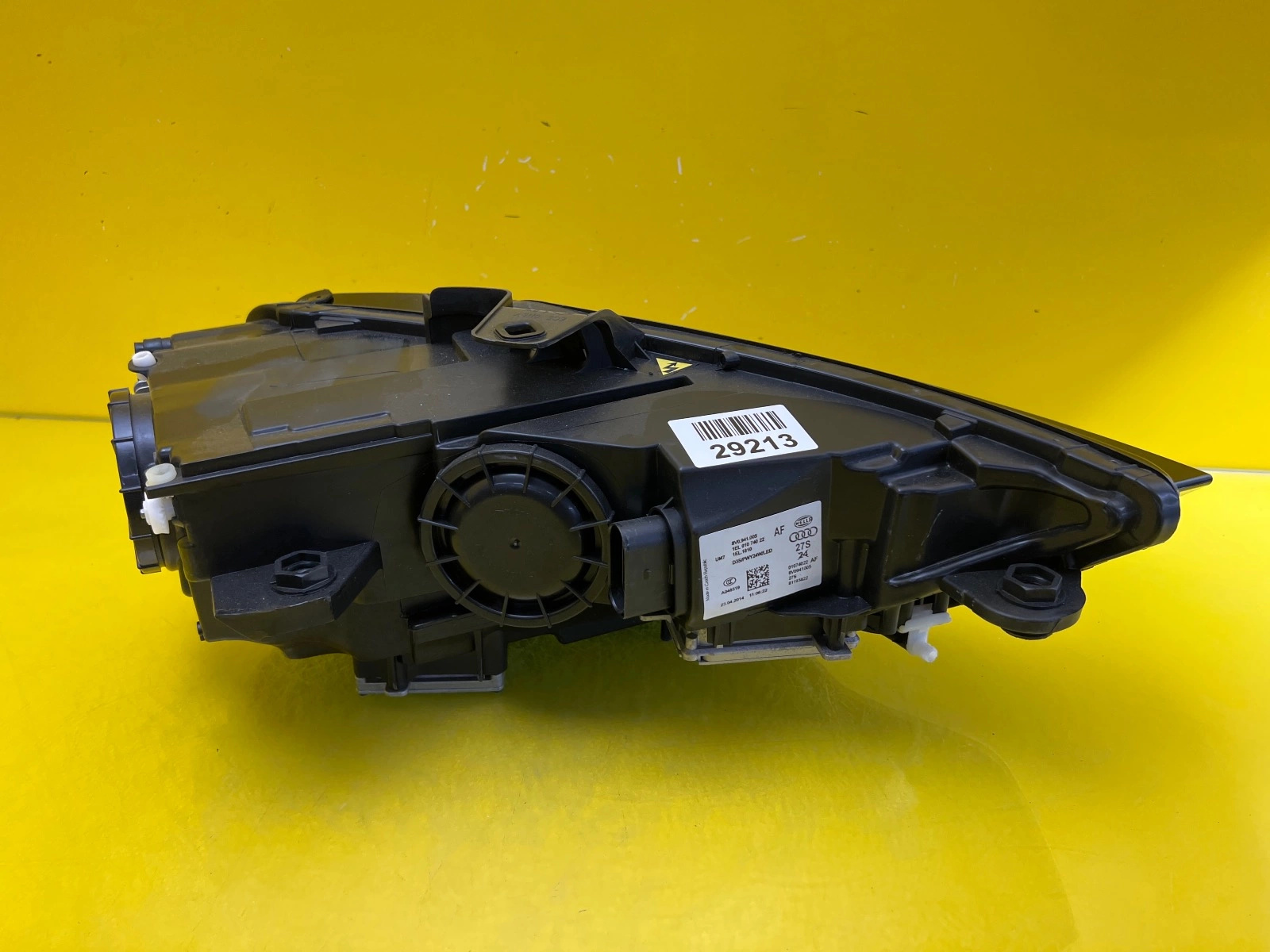 Reflektor Lampa Lewa Audi A3 8V Bi-Xenon Led 8V0941005 Autolamps 4 Reflektor Lampa Lewa Audi A3 8V Bi-Xenon Led 8V0941005