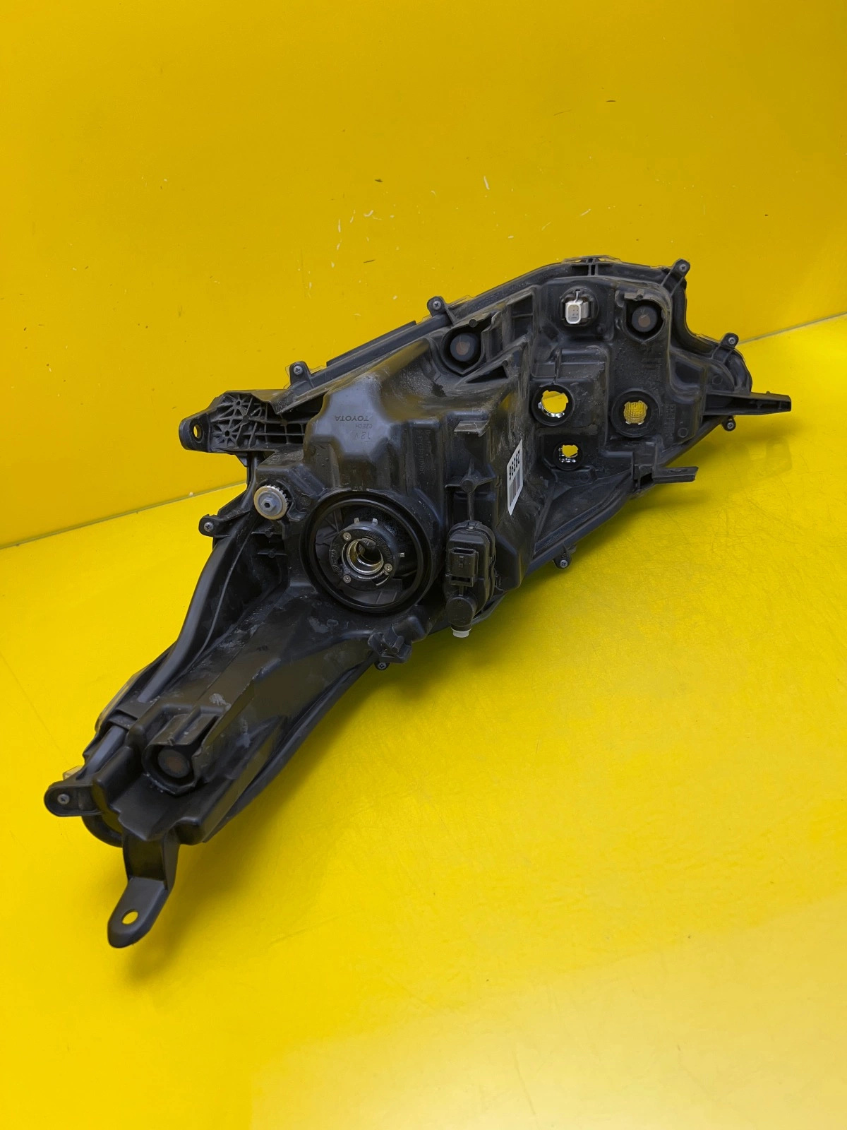 Reflektor Lampa Prawa Toyota Yaris IV 4 Zwykła H7 19-23 K0-6 Autolamps 7 Reflektor Lampa Prawa Toyota Yaris IV 4 Zwykła H7 19-23 K0-6