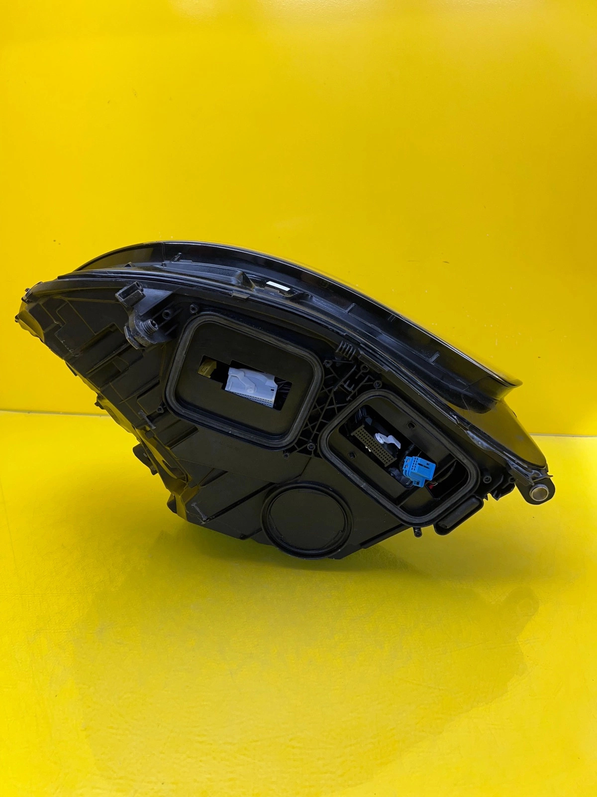 Reflektor Lampa Prawa Mercedes S-Klasa W223 Multibeam A2239061204 Autolamps 5 Reflektor Lampa Prawa Mercedes S-Klasa W223 Multibeam A2239061204