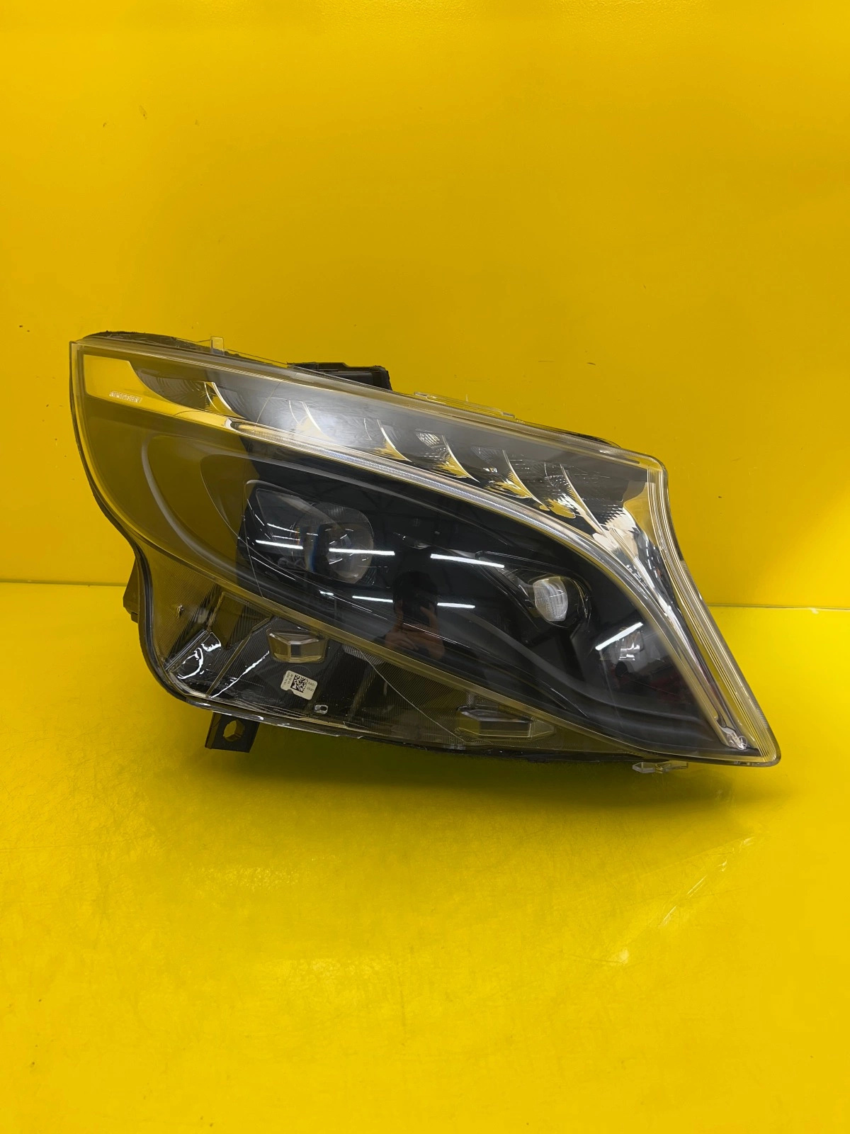 Reflektor Lampa Prawa Mercedes V-Klasa Vito W447 Lift Full Led A4479063301 Autolamps Reflektor Lampa Prawa Mercedes V-Klasa Vito W447 Lift Full Led A4479063301