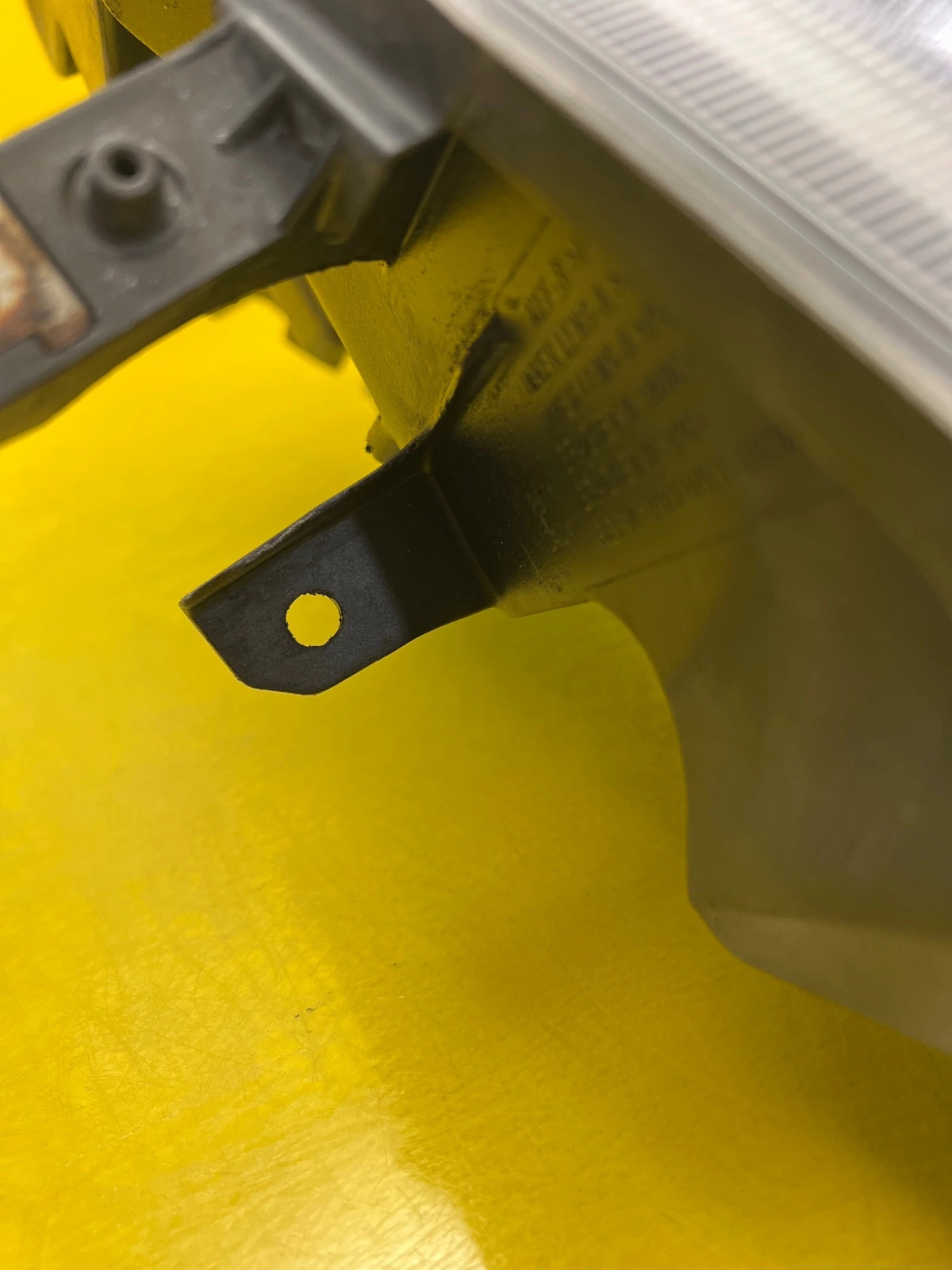 Reflektor Lampa Prawa Przednia Suzuki SX4 S-Cross Xenon Led 100-17735 13-16 Autolamps 9 Reflektor Lampa Prawa Przednia Suzuki SX4 S-Cross Xenon Led 100-17735 13-16