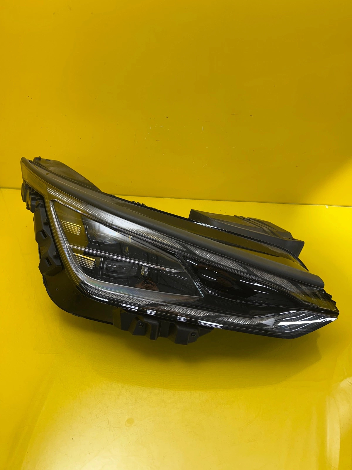 Reflektor Lampa Prawa Przednia KIA EV6 EV-6 Full Led Autolamps Reflektor Lampa Prawa Przednia KIA EV6 EV-6 Full Led