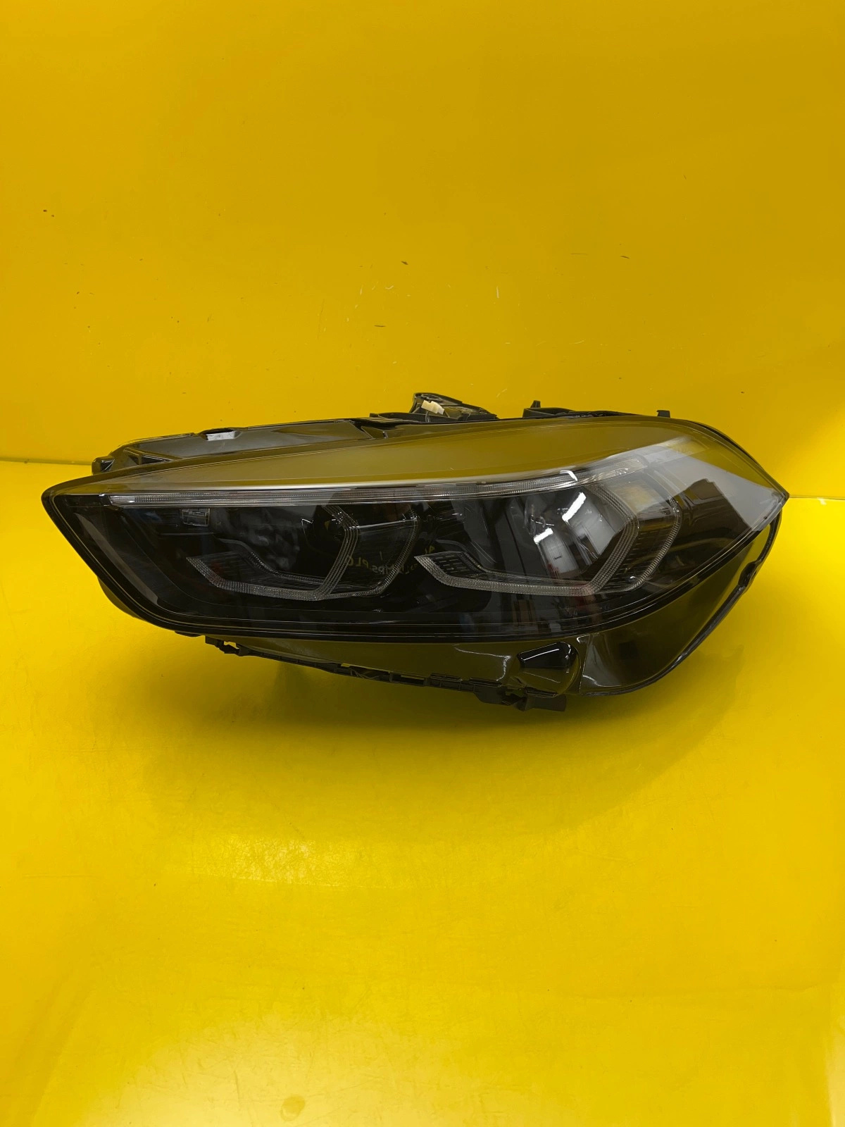 Reflektor Lampa Lewa BMW 1 F40 19- Full Led Shadow EU 8082627-04 Autolamps Reflektor Lampa Lewa BMW 1 F40 19- Full Led Shadow EU 8082627-04