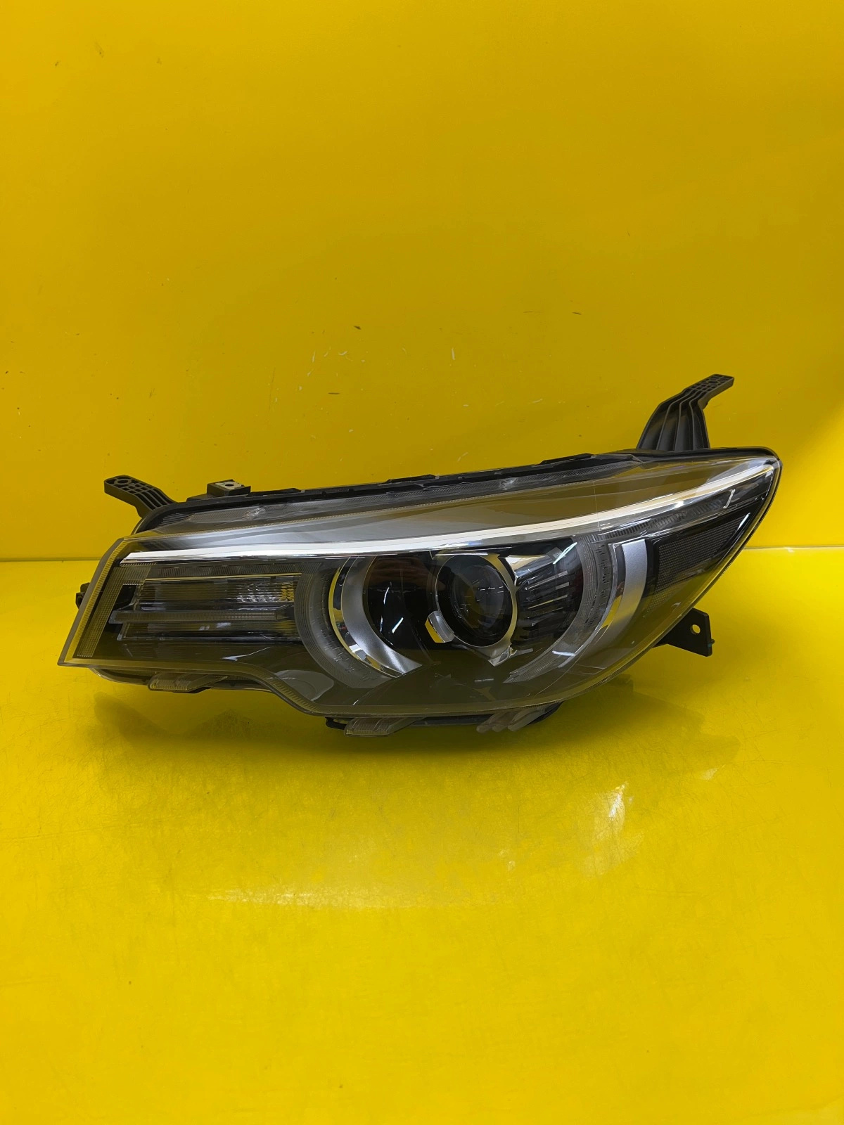 Reflektor Lampa Lewa MG ZS Soczewka Led 2017- Autolamps Reflektor Lampa Lewa MG ZS Soczewka Led 2017-