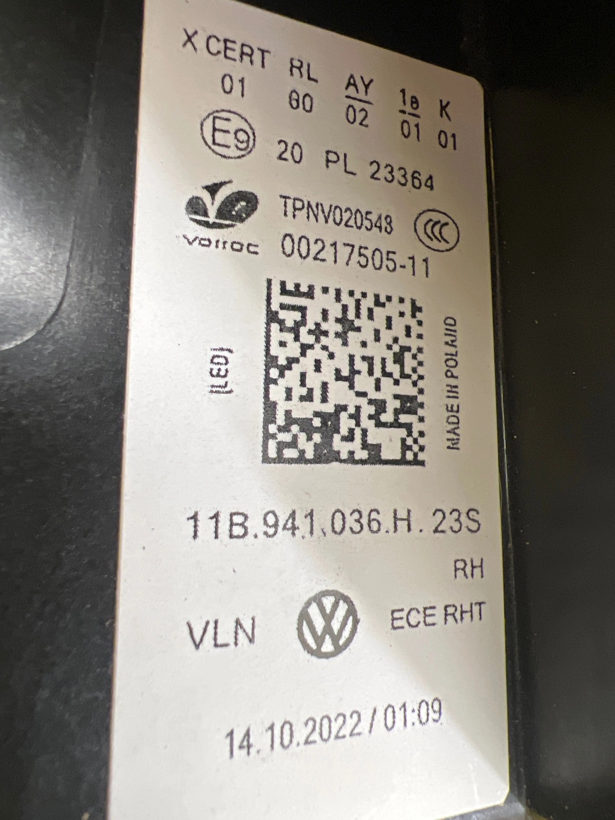 Reflektor Lampa Prawa VW ID4 11A 21- Full Led 11B941036H Autolamps 4 Reflektor Lampa Prawa VW ID4 11A 21- Full Led 11B941036H