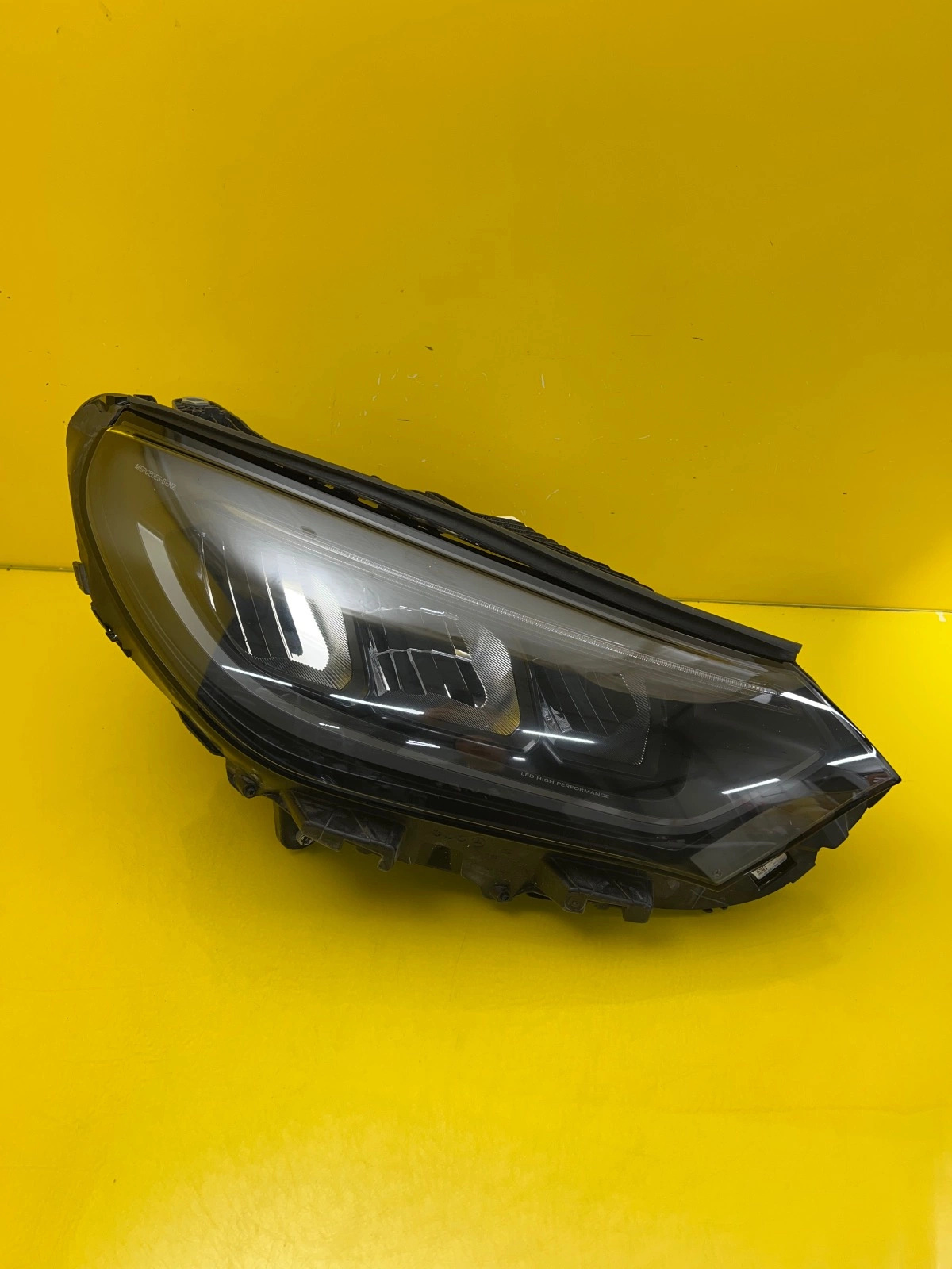 Reflektor Lampa Prawa Mercedes EQE AMG W294 Full Led A2949063201 Autolamps Reflektor Lampa Prawa Mercedes EQE AMG W294 Full Led A2949063201