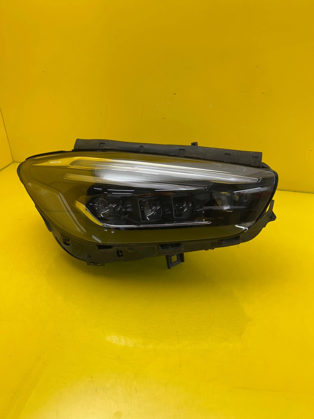 Reflektor Lampa Prawa Mercedes B-klasa W247 Full Led Multibeam A2479068405 Autolamps Reflektor Lampa Prawa Mercedes B-klasa W247 Full Led Multibeam A2479068405
