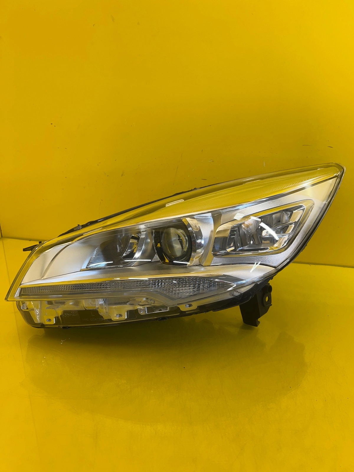 Reflektor Lampa Lewa Ford Kuga MK2 Xenon CV44-13D155-AF Autolamps Reflektor Lampa Lewa Ford Kuga MK2 Xenon CV44-13D155-AF