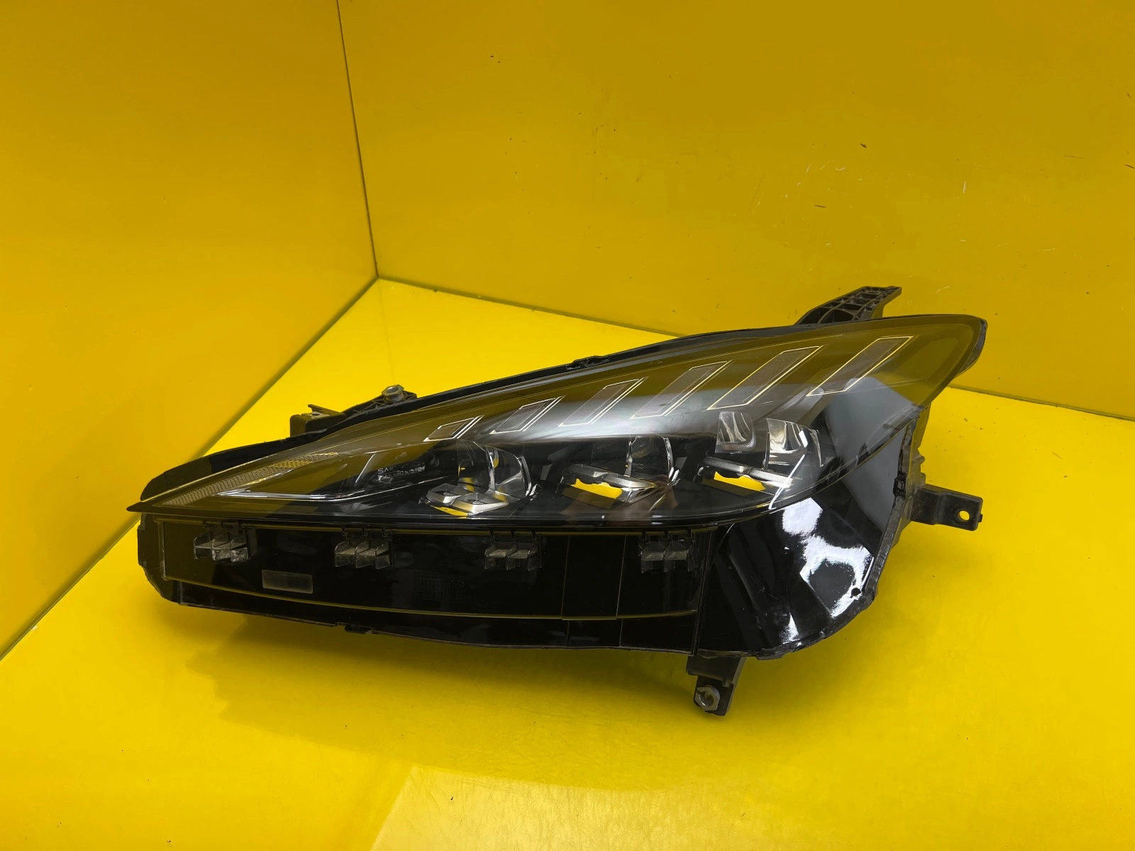 Reflektor Lampa Lewa Przednia MG MG 4 MG4 IV Mulan 22- Full Led Autolamps Reflektor Lampa Lewa Przednia MG MG 4 MG4 IV Mulan 22- Full Led