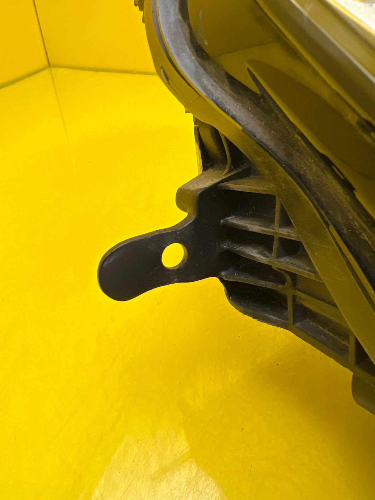 Reflektor Lampa Prawa Volvo S60 V60 Mid Led 32365342 Autolamps 6 Reflektor Lampa Prawa Volvo S60 V60 Mid Led 32365342