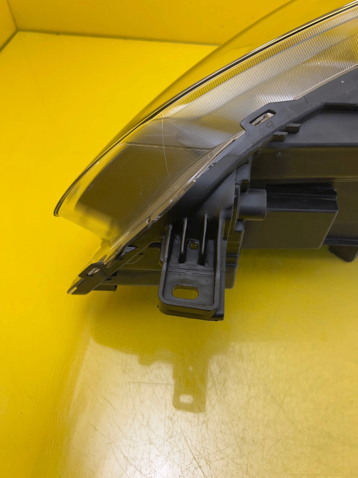 Reflektor Lampa Prawa Przód Ford Kuga MK3 III 19-24 Full Led LV4B-13E016-AS Autolamps 6 Reflektor Lampa Prawa Przód Ford Kuga MK3 III 19-24 Full Led LV4B-13E016-AS