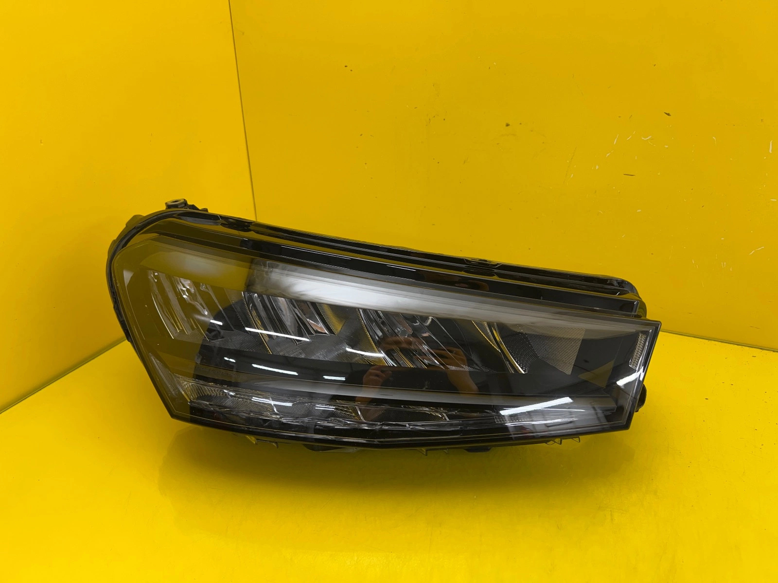Reflektor Lampa Prawa Skoda Fabia 4 IV Full Led 6VB941016 Autolamps Reflektor Lampa Prawa Skoda Fabia 4 IV Full Led 6VB941016