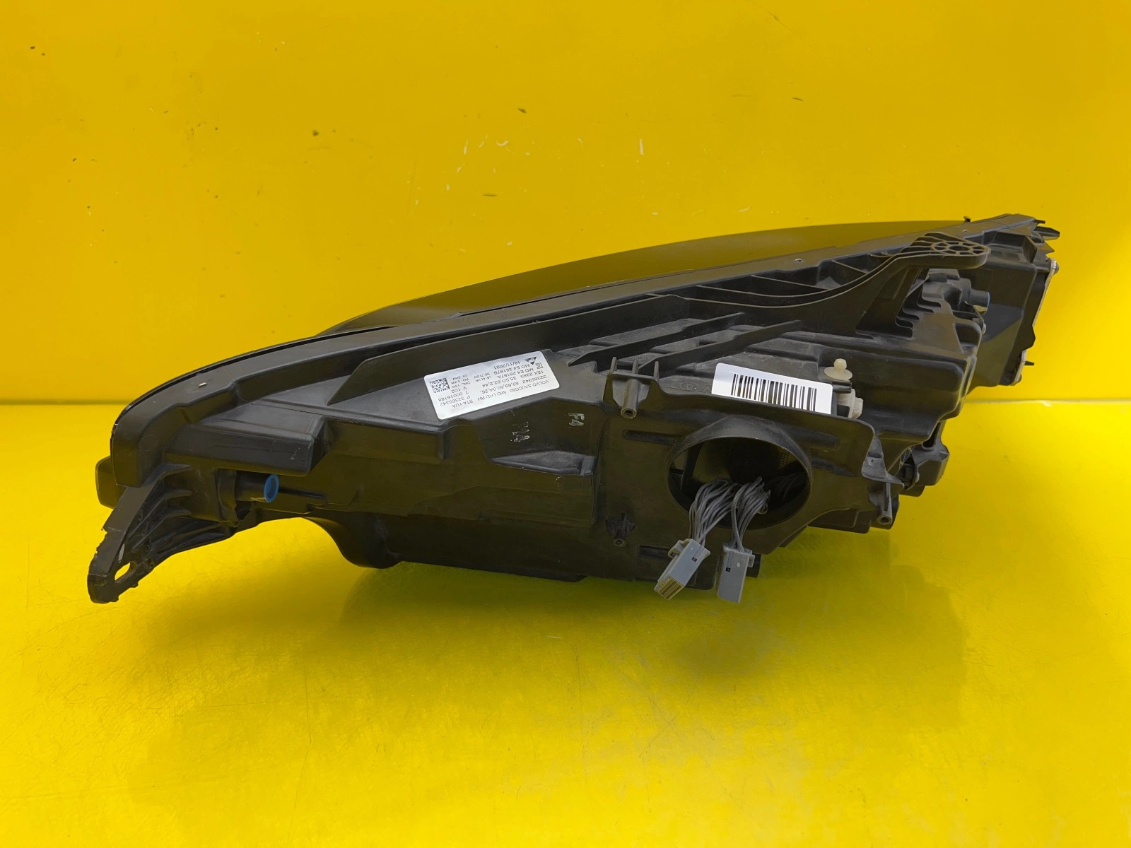 Reflektor Lampa Prawa Volvo S60 V60 Mid Led 32365342 Autolamps 3 Reflektor Lampa Prawa Volvo S60 V60 Mid Led 32365342