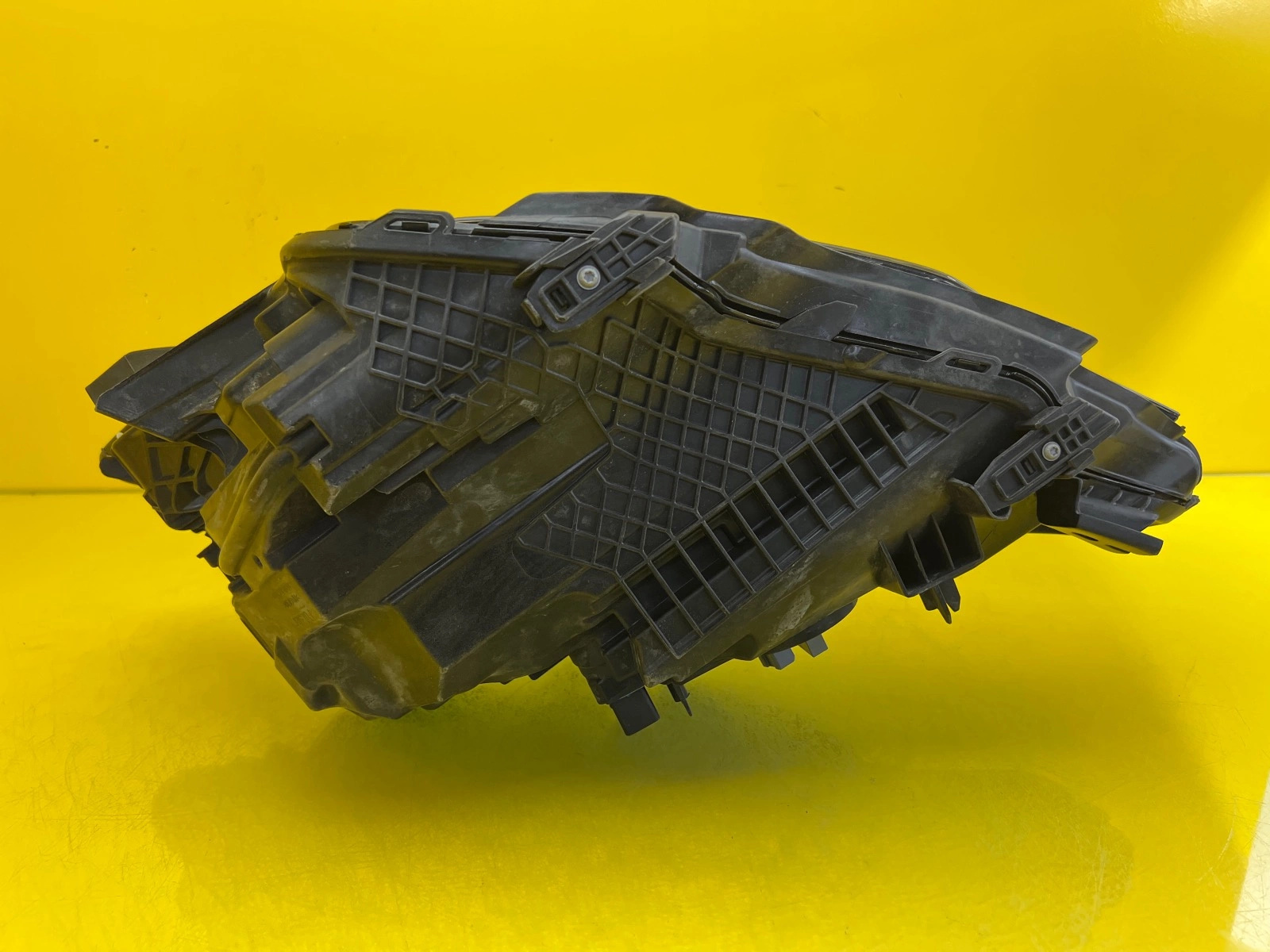 Reflektor Lampa Prawa Volvo Polestar 2 Full Led P32337607 Autolamps 6 Reflektor Lampa Prawa Volvo Polestar 2 Full Led P32337607