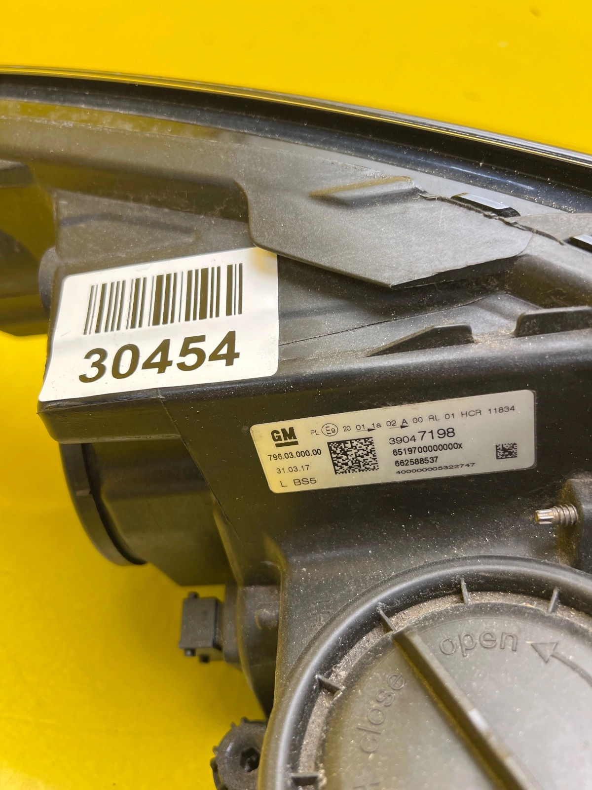 Reflektor Lampa Lewa Opel Astra K V 5 15- Soczewka Led 39047198 Autolamps 2 Reflektor Lampa Lewa Opel Astra K V 5 15- Soczewka Led 39047198