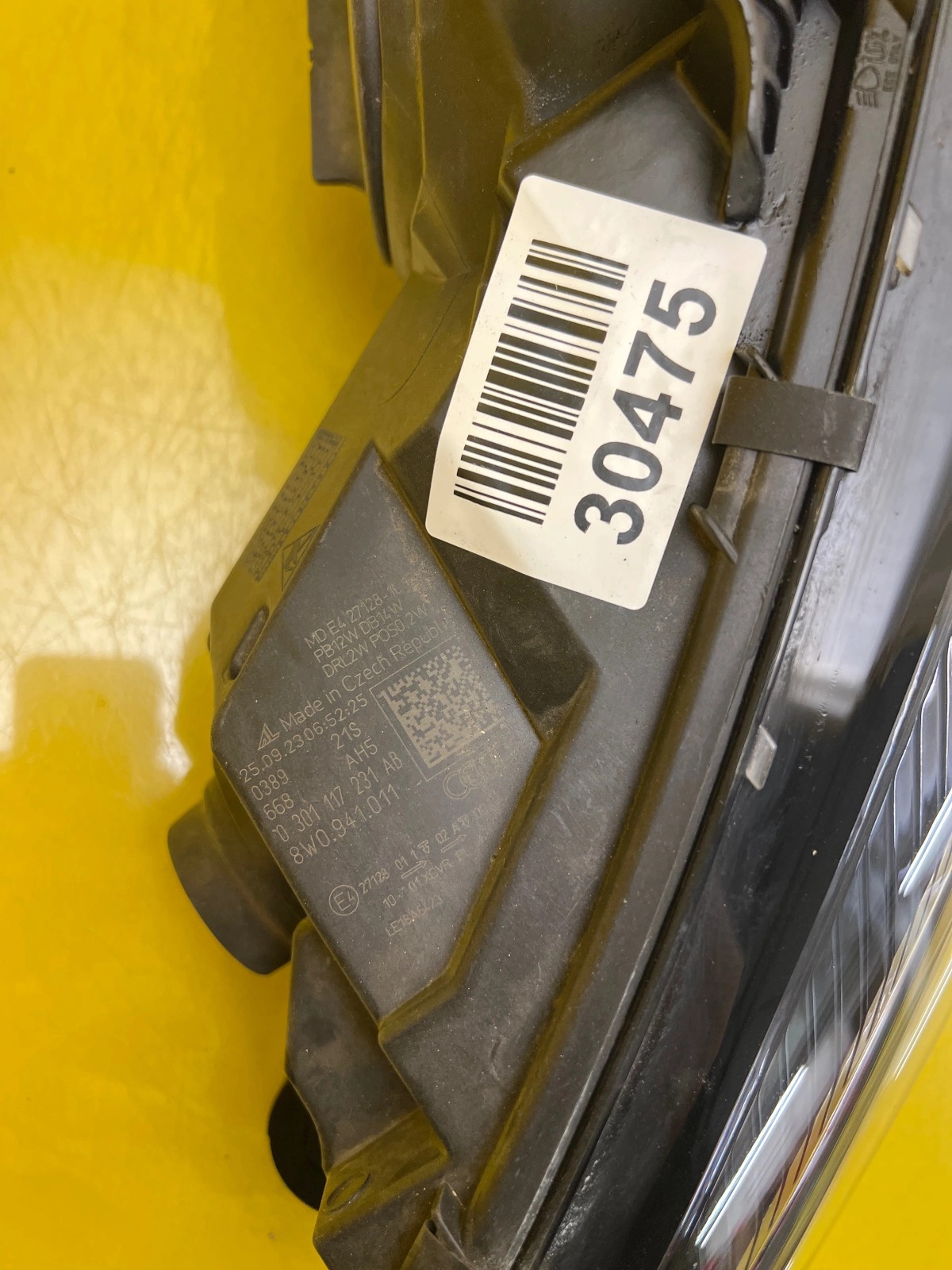 Reflektor Lampa Lewa Audi A4 B9 Lift Full Led 8W0941011 Autolamps 2 Reflektor Lampa Lewa Audi A4 B9 Lift Full Led 8W0941011