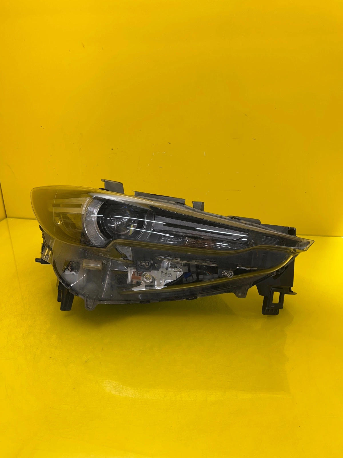 Reflektor Lampa Prawa Mazda CX5 CX-5 II Full Led KB8N51030 Autolamps Reflektor Lampa Prawa Mazda CX5 CX-5 II Full Led KB8N51030