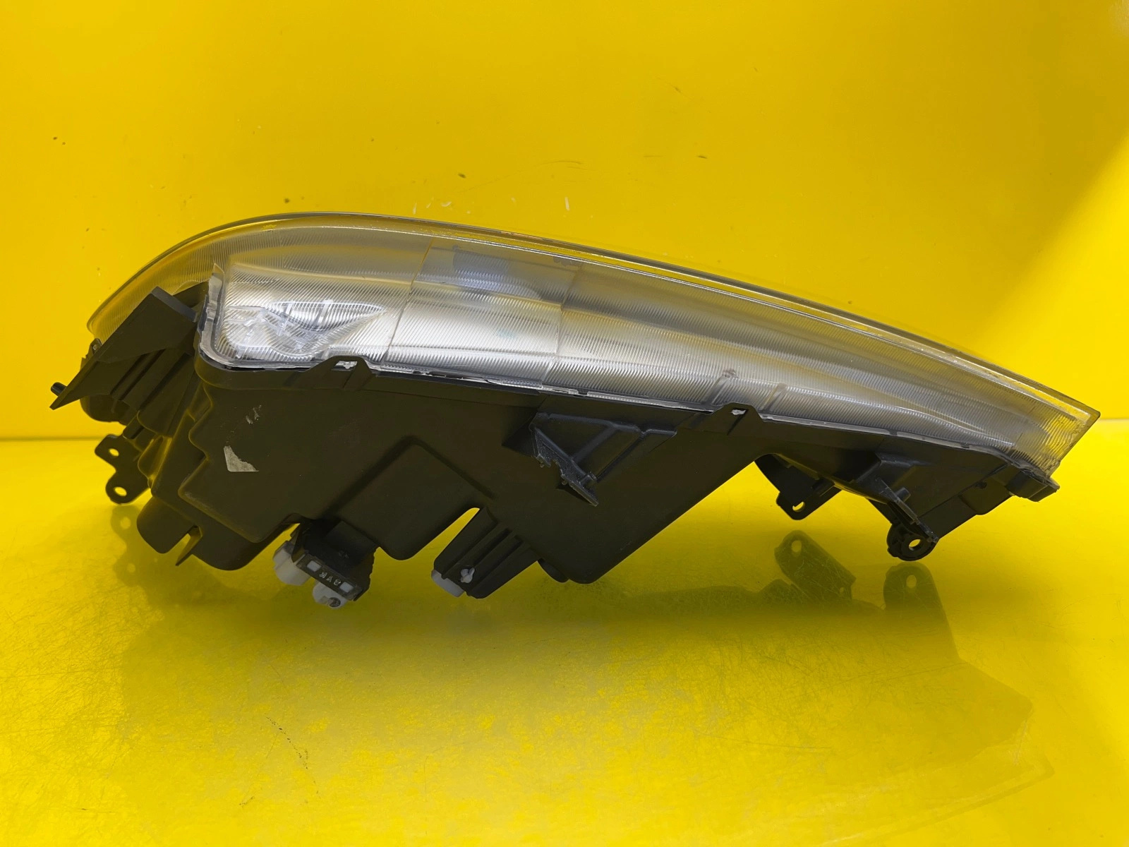 Reflektor Lampa Prawa Suzuki Vitara 3 III Full Led 100180-95 Autolamps 4 Reflektor Lampa Prawa Suzuki Vitara 3 III Full Led 100180-95