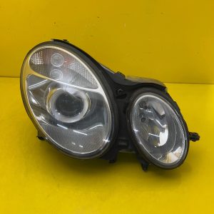 Reflektor Lampa Prawa Przód Mercedes E-Klasa W211 02-06 Zwykła Autolamps Reflektor Lampa Prawa Przód Mercedes E-Klasa W211 02-06 Zwykła