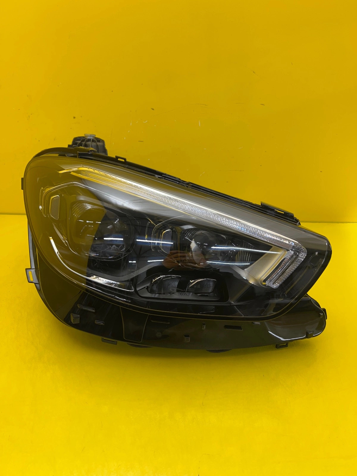 Reflektor Lampa Prawa Mercedes E-Klasa W213 Lift Multibeam A2139066810 Autolamps Reflektor Lampa Prawa Mercedes E-Klasa W213 Lift Multibeam A2139066810