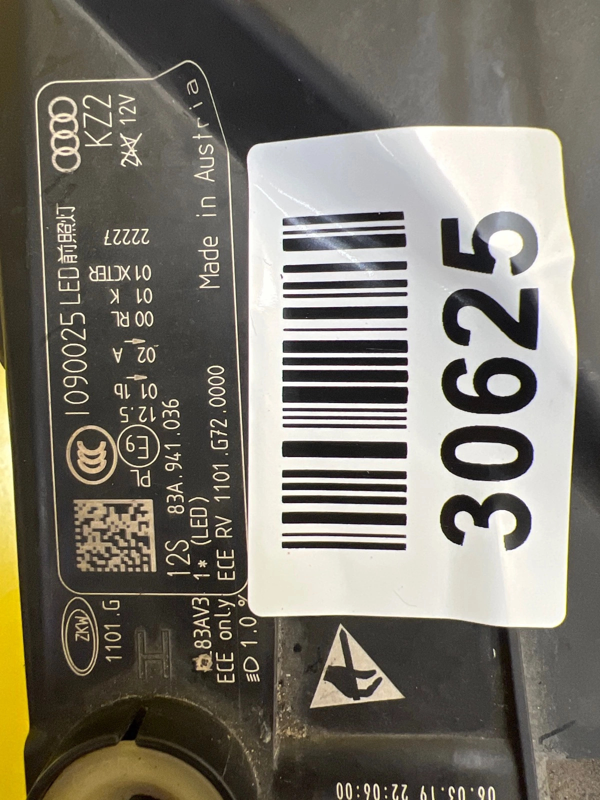 Reflektor Lampa Prawa Audi Q3 83A Full Led Matrix 83A941036 Autolamps 2 Reflektor Lampa Prawa Audi Q3 83A Full Led Matrix 83A941036