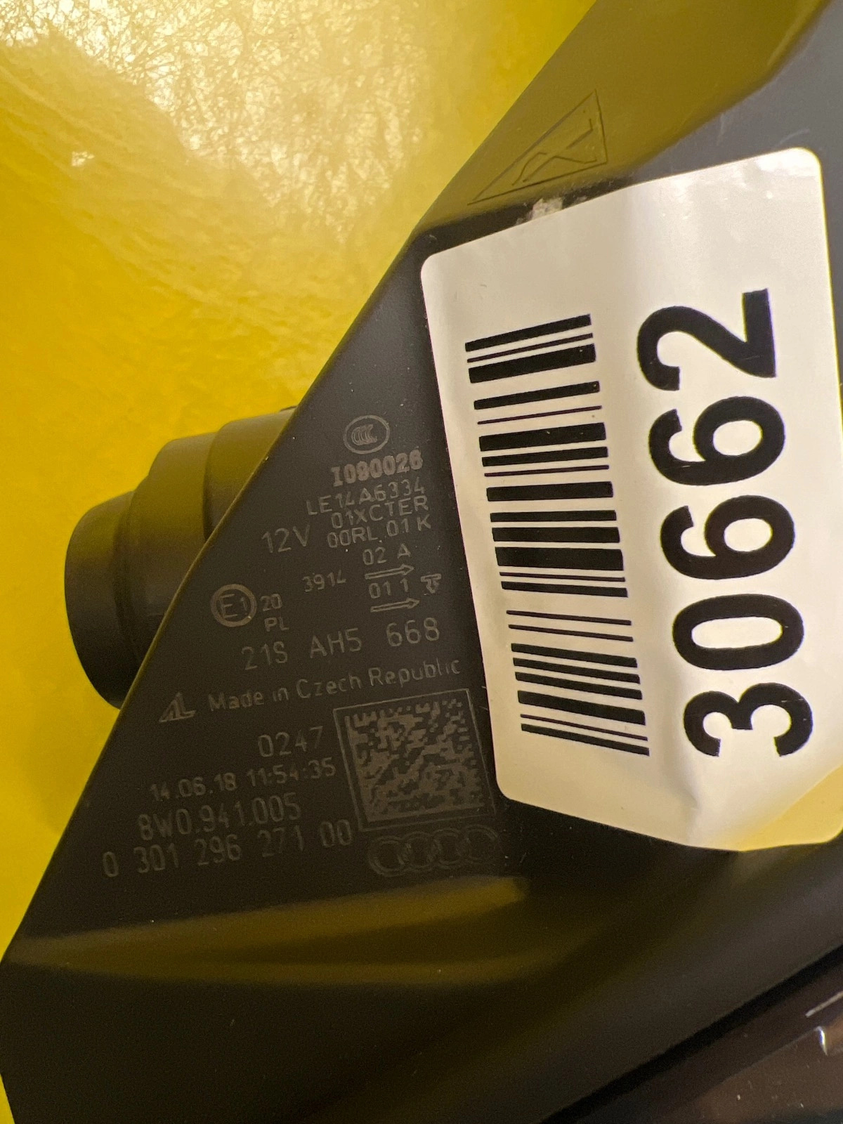 Reflektor Lampa Lewa Audi A4 B9 8W 15- Xenon Led 8W0941005 Autolamps 2 Reflektor Lampa Lewa Audi A4 B9 8W 15- Xenon Led 8W0941005