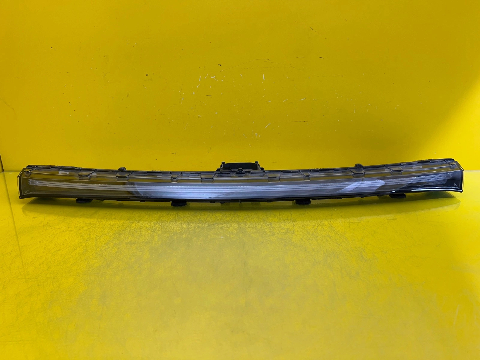 Reflektor Mercedes EQS W297 Blenda Przód Led A2979064700 Autolamps Reflektor Mercedes EQS W297 Blenda Przód Led A2979064700