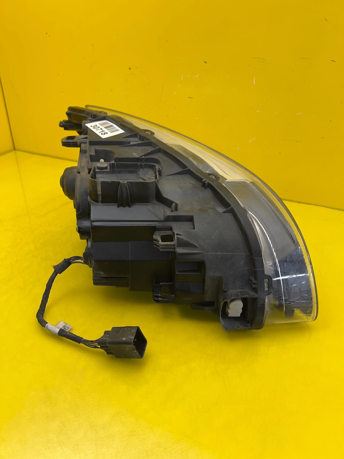 Reflektor Lampa Lewa Volvo S60 V60 Lift 13-17 Zwykła Autolamps 4 Reflektor Lampa Lewa Volvo S60 V60 Lift 13-17 Zwykła