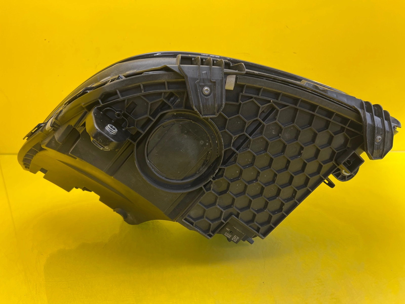 Reflektor Lampa Prawa Mercedes C-Klasa W206 Full Led High Performance A2069068204 Autolamps 7 Reflektor Lampa Prawa Mercedes C-Klasa W206 Full Led High Performance A2069068204