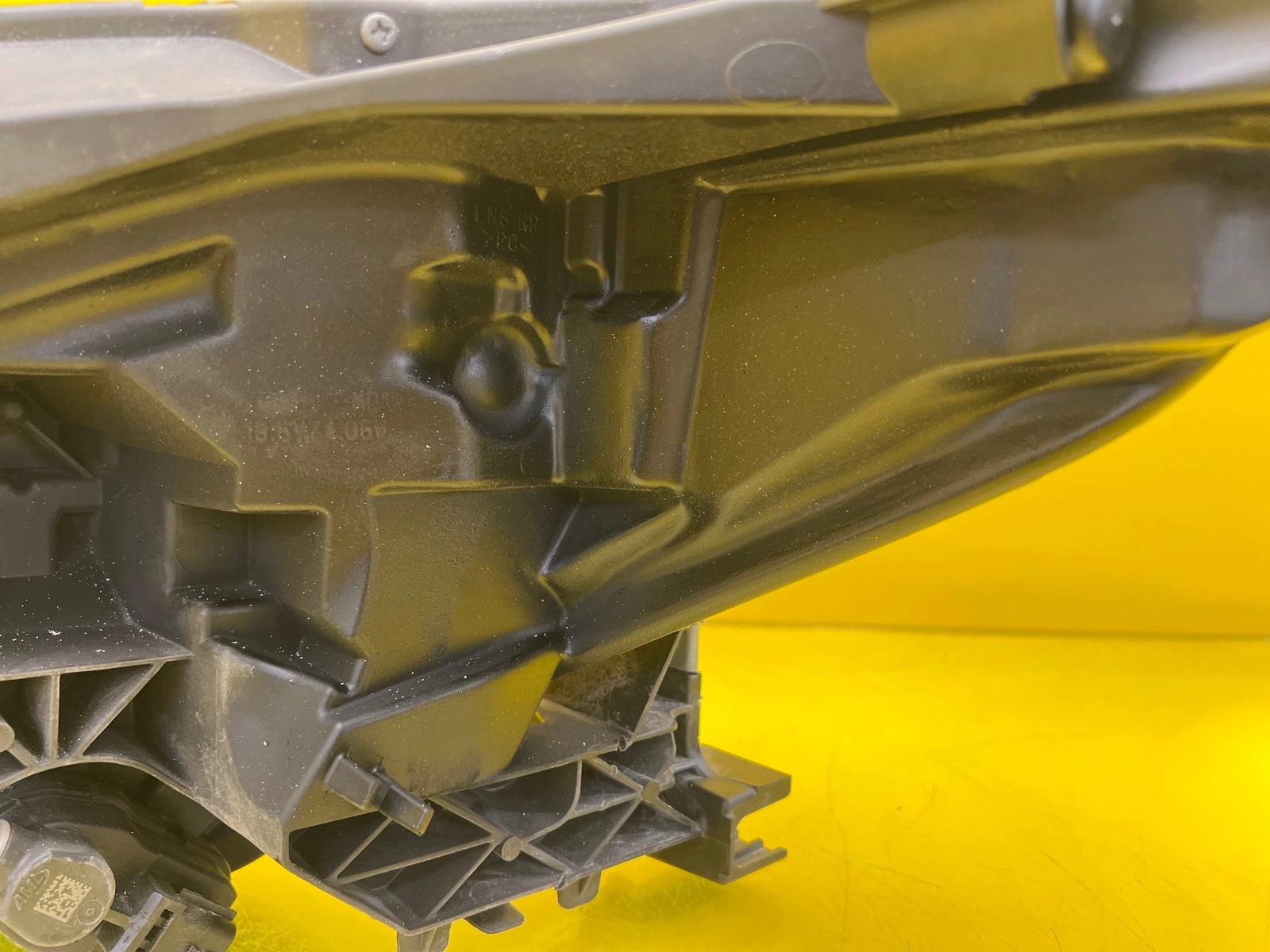 Reflektor Lampa Prawa Przód Nissan Ariya Full Led 22- Autolamps 6 Reflektor Lampa Prawa Przód Nissan Ariya Full Led 22-