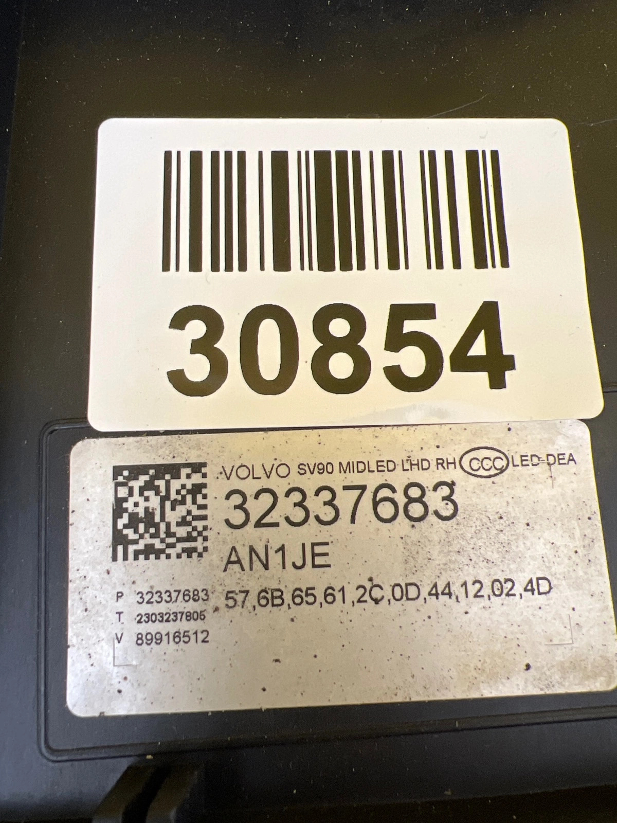 Reflektor Lampa Prawa Volvo SV90 S90 V90 Mid Led 32337683 Autolamps 2 Reflektor Lampa Prawa Volvo SV90 S90 V90 Mid Led 32337683