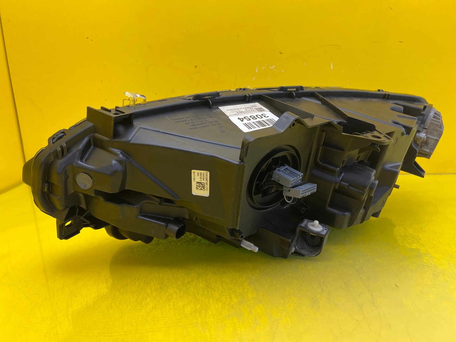 Reflektor Lampa Prawa Volvo SV90 S90 V90 Mid Led 32337683 Autolamps 3 Reflektor Lampa Prawa Volvo SV90 S90 V90 Mid Led 32337683