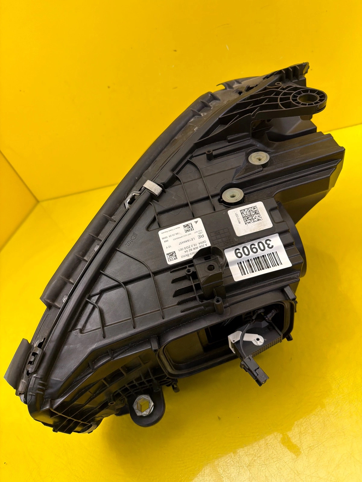 Reflektor Lampa Prawa Mercedes C-Klasa W206 Full Led High Performance A2069068204 Autolamps 3 Reflektor Lampa Prawa Mercedes C-Klasa W206 Full Led High Performance A2069068204