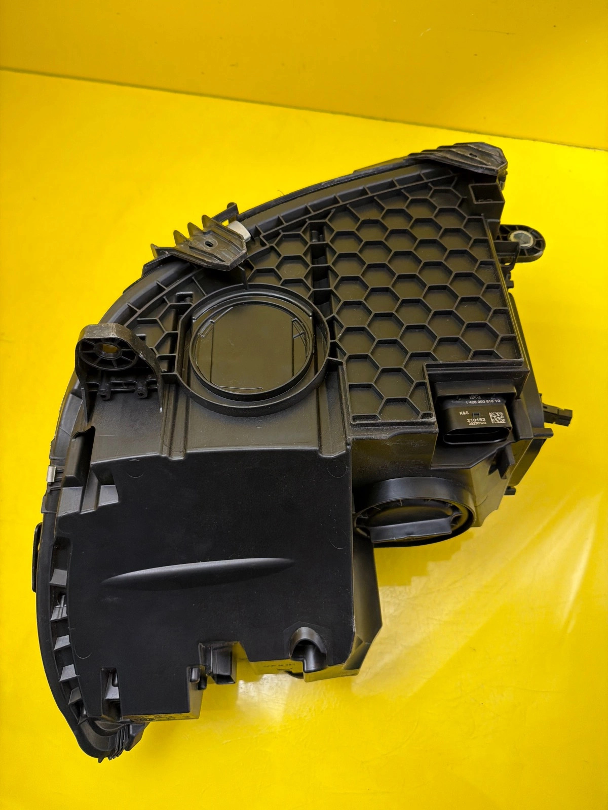 Reflektor Lampa Prawa Mercedes C-Klasa W206 Full Led High Performance A2069068204 Autolamps 5 Reflektor Lampa Prawa Mercedes C-Klasa W206 Full Led High Performance A2069068204