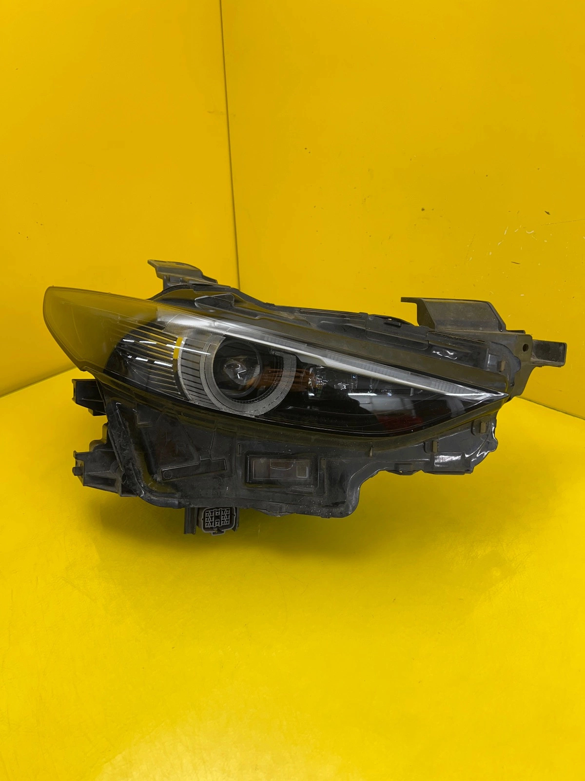 Reflektor Lampa Prawa Mazda CX-30 CX30 19- Full Led BOL5-67890 Autolamps Reflektor Lampa Prawa Mazda CX-30 CX30 19- Full Led BOL5-67890