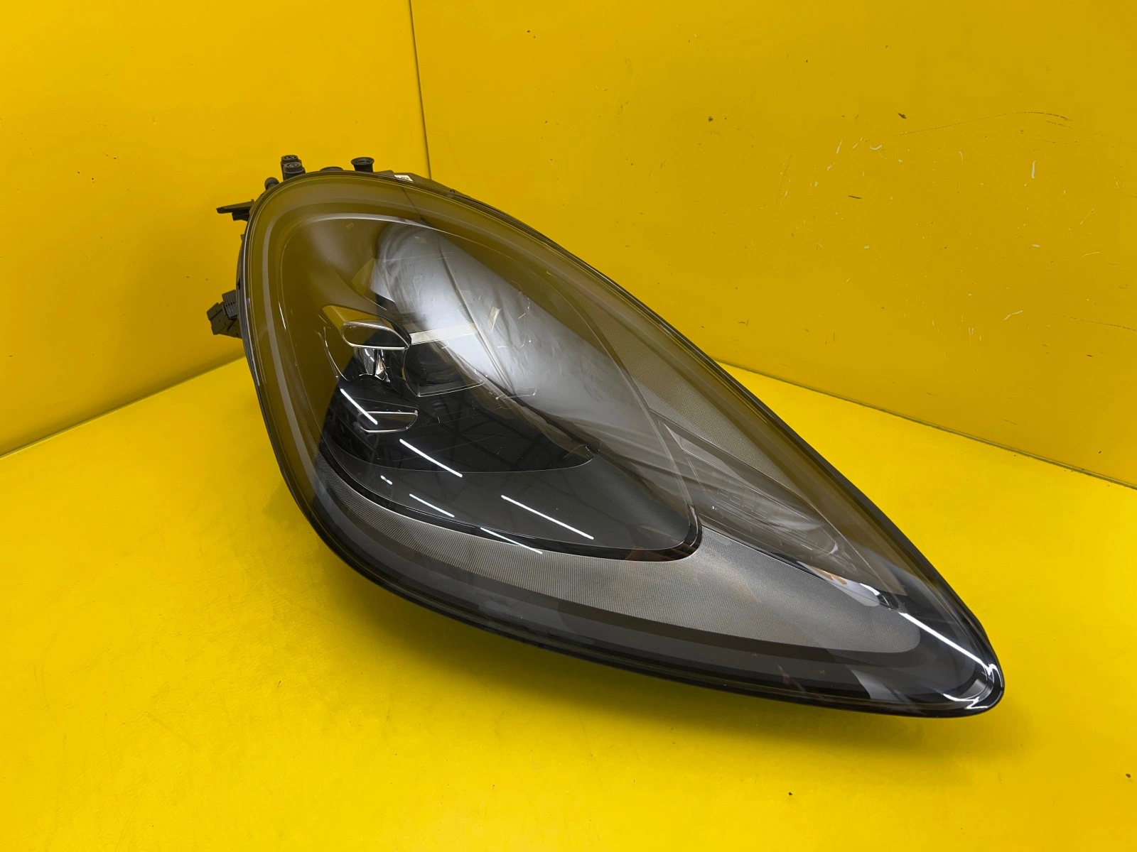 Reflektor Lampa Przód Prawa Porsche Cayenne III 9Y0 17+ Full Led 9Y0941034AK Autolamps Reflektor Lampa Przód Prawa Porsche Cayenne III 9Y0 17+ Full Led 9Y0941034AK