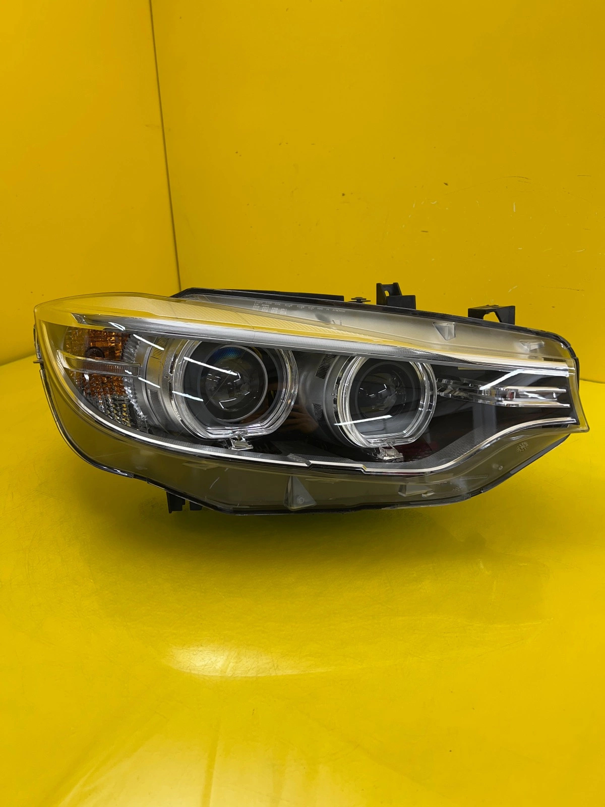 Reflektor Lampa Prawa Przód BMW 4 F32 F33 F36 M3 F80 M4 F82 13-16 Bi-Xenon Skrętna 7424108-02 Autolamps Reflektor Lampa Prawa Przód BMW 4 F32 F33 F36 M3 F80 M4 F82 13-16 Bi-Xenon Skrętna 7424108-02