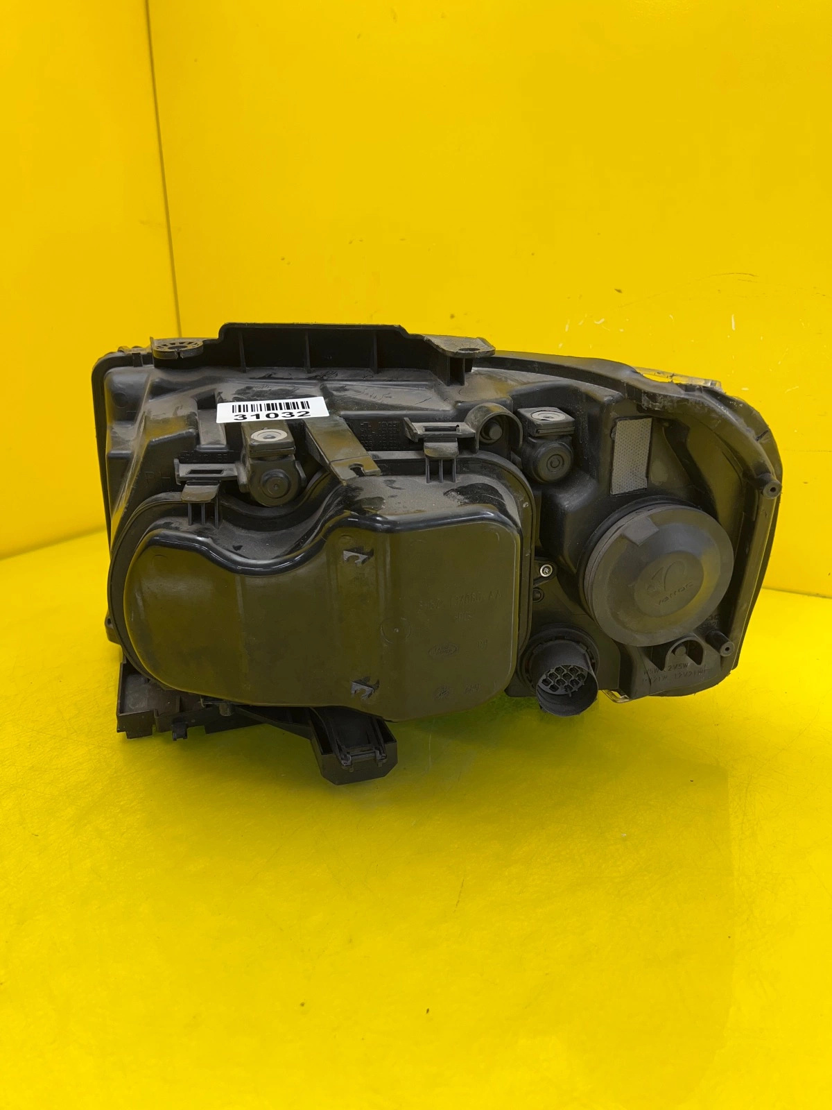 Reflektor Lampa Prawa Land Rover Freelander L359 Lift 2011- Zwykła Soczewka 12 Pinów Autolamps 3 Reflektor Lampa Prawa Land Rover Freelander L359 Lift 2011- Zwykła Soczewka 12 Pinów