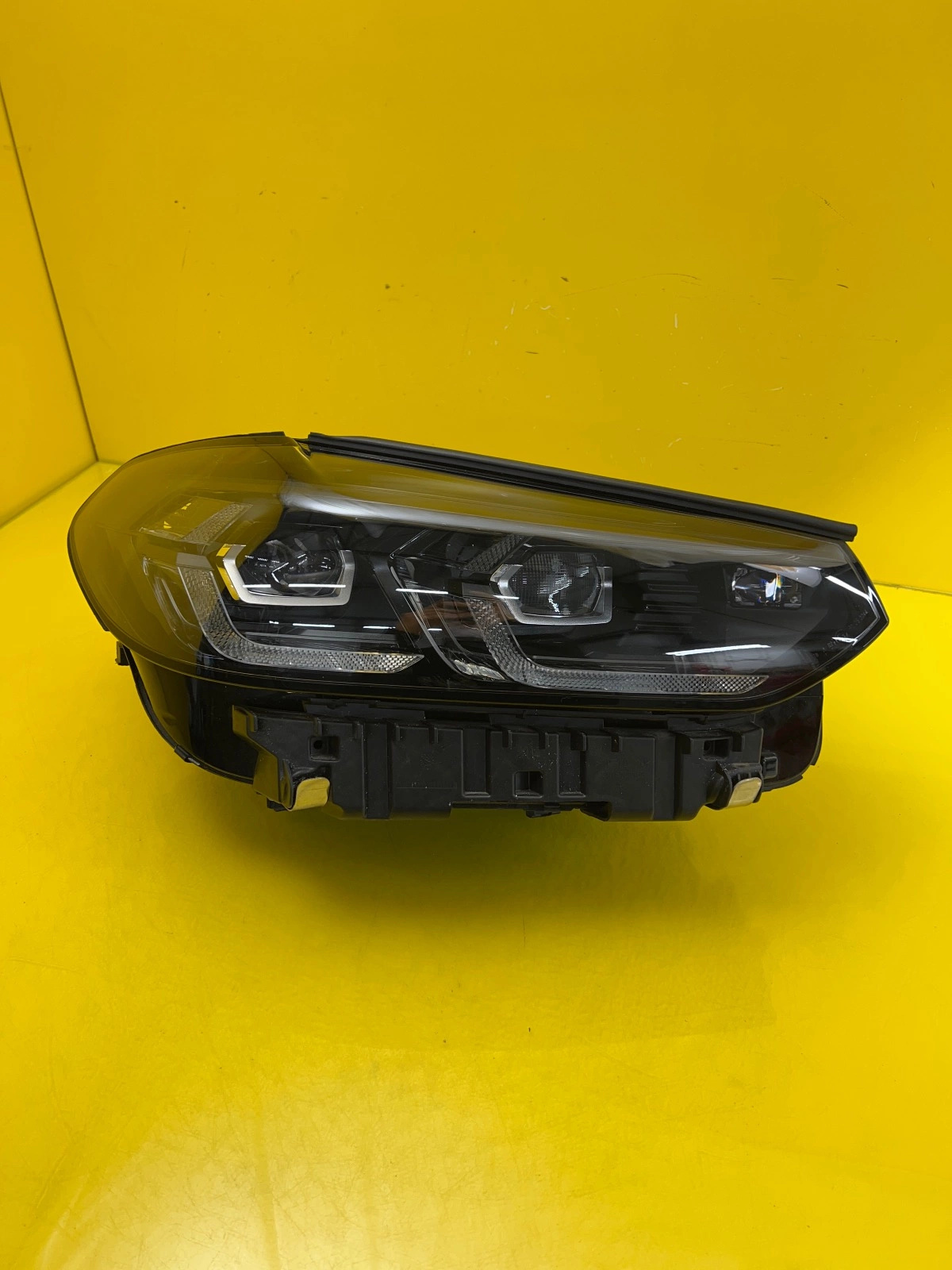 Reflektor Lampa Prawa BMW X3 G01 X4 G02 Lift Full Led Adaptive Czarna 5A29232-08 Autolamps Reflektor Lampa Prawa BMW X3 G01 X4 G02 Lift Full Led Adaptive Czarna 5A29232-08