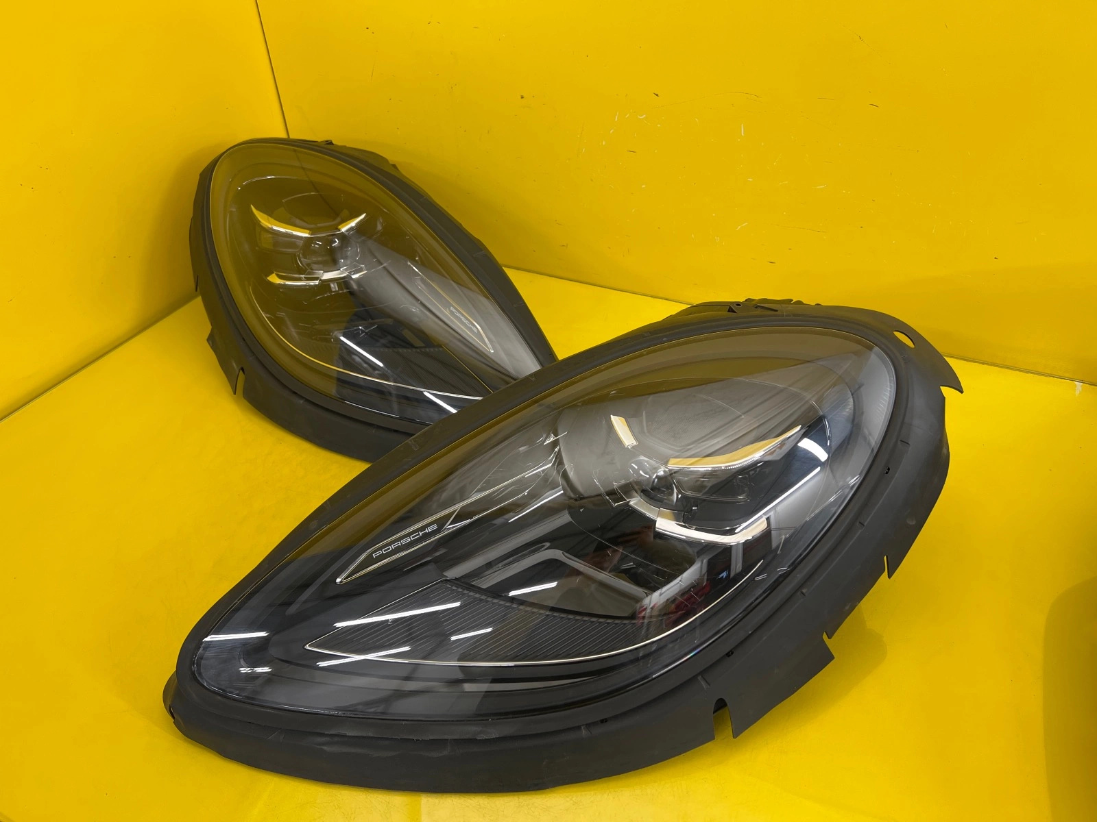 Reflektor Lampa Lewa Prawa Przód Porsche Macan Lift 95B PDLS 95B941077M 95B941078M Autolamps Reflektor Lampa Lewa Prawa Przód Porsche Macan Lift 95B PDLS 95B941077M 95B941078M